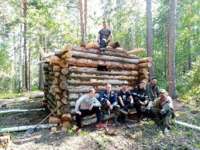 Музей благодарит всех, кто оказал помощь в реставрации и перевозке зимовья 1900 г. с р. Калтыкан